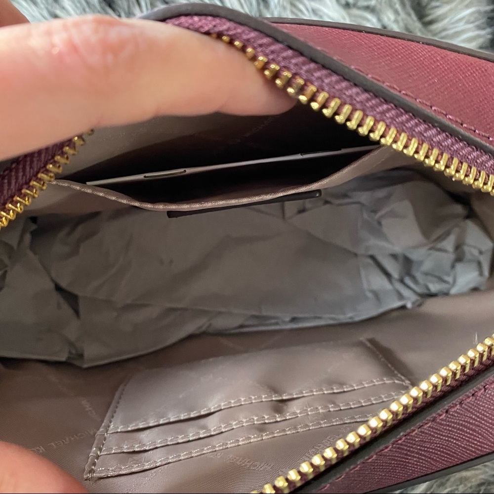 NWT authentic MK leather crossbody merlot - Picture 6 of 8